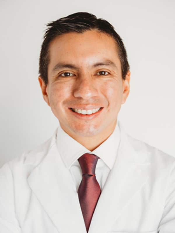 Dr Luis Gutierrez photo